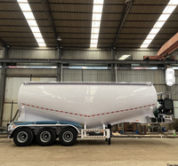 Semi-remorque citerne à poudre d'acier à 3 essieux, moteur diesel, pour transport de ciment en vrac, pneus 12R22.5, haute capacité, à air comprimé