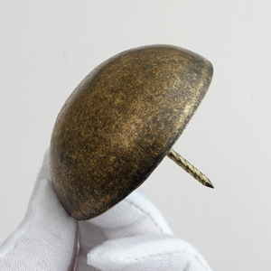 Grandes rivets en bronze antique de 6 cm, solides et autoperceurs, pour la décoration de portes et de canapés - Product Image 3