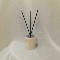 Diffuseur de parfum en marbre naturel de luxe avec logo personnalisé STONEKOCC, conteneur cylindrique en marbre, bouteille d'aromathérapie, ornement parfumé