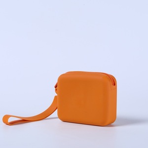 Sac de rangement multifonctionnel en silicone grande capacité, étanche, avec fermeture éclair, poignée souple, pour monnaie et nourriture pour chien, avec logo sérigraphié, vente en gros - Product Image 3