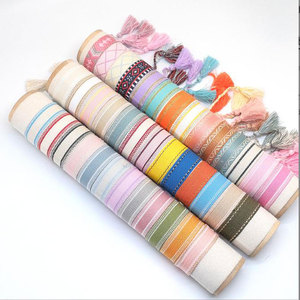 Venta al por mayor de pulseras personalizadas coloridas tejidas con envoltura de <span class=keywords><strong>amistad</strong></span>, pulseras bordadas con palabra tejida de <span class=keywords><strong>amor</strong></span>, pulseras trenzadas de cuerda ajustable - Product Image 5