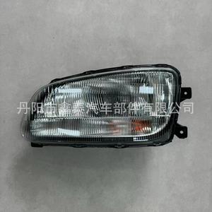Luz Trasera Multifunción Hino 500 Izquierda Derecha con Motor 12V, Sistema de Iluminación para Camiones - Product Image 2