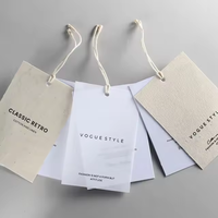 Étiquette de vêtement personnalisée de luxe avec cordon en coton, papier de qualité supérieure pour les boutiques de vêtements, la vente au détail et la marque