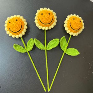Bouquet di Girasoli Artificiali Lavorati a Mano, Fiori all'Uncinetto, Regalo per Compleanno, Festa della Mamma, Festa dell'Insegnante, Fiori per Laurea - Product Image 6