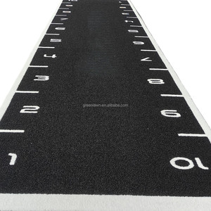 Gazon artificiel pour salle de sport HYROX sur mesure, 2 m de large, vert/noir/rouge, pour fitness et sports d'intérieur. - Product Image 1