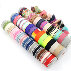 <span class=keywords><strong>Bracelet</strong></span> en sangle vierge, personnalisable avec broderie et pompon, bracelets tressés à la main, bracelets DIY, 300 couleurs assorties - Product Image 1