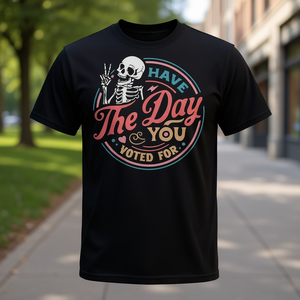 Camiseta con diseño motivacional de esqueleto retro: ¡Hazte con el día que votaste! - Product Image 3