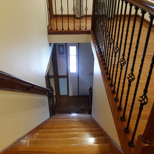 Lan can sắt rèn kiểu giỏ đơn, tay vịn kim loại, kiểu dáng thanh lịch - Product Image 5