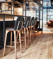 Tabouret de bar sur mesure de style industriel moderne, de haute qualité, avec structure en bois massif, pour restaurant, café, hôtel