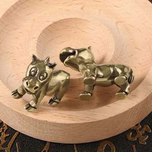 Venta al por mayor creativo lindo pequeño caballo enano adorno de latón Animal mundo té mascota artesanías de Metal - Product Image 3