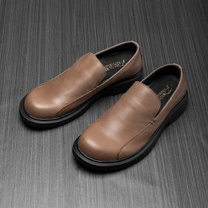 Chaussures pour hommes en cuir de vachette de première qualité - chaussures en cuir d'affaires - adaptées aux jeunes - polyvalentes et faciles à assortir - Product Image 4