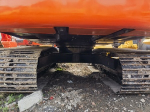 Cheap Price <b>Machine</b> Used 20 ton Hitachi zx200 excavator in low working hours and good condition in stock - Product Image 3