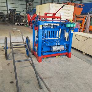 Máquina para Fabricar <span class=keywords><strong>Ladrillos</strong></span> <span class=keywords><strong>de</strong></span> Sudáfrica Máquina Manual para Fabricar Bloques Huecos <span class=keywords><strong>de</strong></span> Concreto Máquina para Fabricar <span class=keywords><strong>Ladrillos</strong></span> <span class=keywords><strong>de</strong></span> Cenizas Volantes en el Congo - Product Image 2