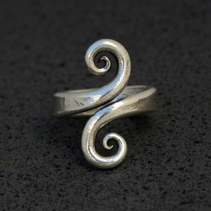 Luxury <b>Metal</b> Napkin Ring crafted for wedding dinner party elegant event home table festive celebration interior presentation - Product Image 1