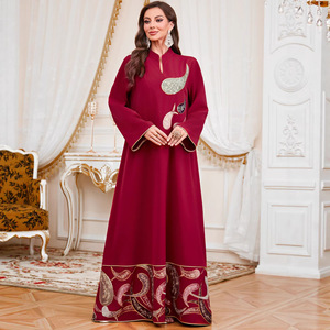 <span class=keywords><strong>Robe</strong></span> longue musulmane brodée en polyester à manches longues pour femme, col en V, style ethnique arabe, Jalabiya de Dubaï, pour le Moyen-Orient - Product Image 4
