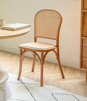 Chaise de salle à manger en bois massif de caoutchouc au design classique pour la maison, la villa, l'appartement, l'hôtel et les événements