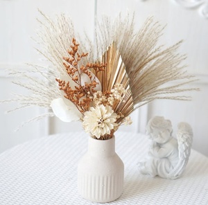 Vente en gros de <span class=keywords><strong>fleurs</strong></span> décoratives fraîches de haute qualité <span class=keywords><strong>Bouquet</strong></span> de <span class=keywords><strong>fleurs</strong></span> séchées artificielles <span class=keywords><strong>Bouquet</strong></span> de vraies <span class=keywords><strong>fleurs</strong></span> naturelles <span class=keywords><strong>sèches</strong></span> pour la fête des mères - Product Image 2