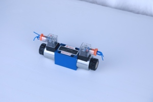 ระบบควบคุมทิศทางด้วยคันโยกไฮดรอลิกสำหรับการเปลี่ยนทิศทางที่รวดเร็ว - Product Image 3