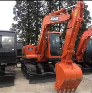 Excavadora de cadenas usada Doosan DH80 de 8 toneladas, excavadora pequeña sobre orugas para construcción y movimiento de tierras - Product Image 4