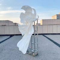 Grandes fleurs géantes artificielles en papier plissé faites à la main pour toile de fond de mariage, pivoines et marguerites pour décoration visuelle de scène