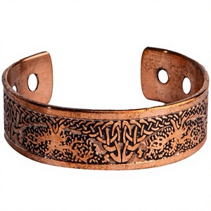 Pulsera Magnética de Cobre Sólido con Grabado de Nudos de Árbol Sagrado Minimalista, Joyería Metálica Moderna con Diseño Exquisito - Product Image 1