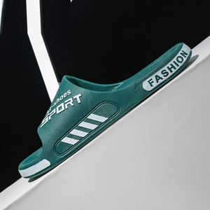 Sandales à la mode antidérapantes de grande taille pour hommes <span class=keywords><strong>Pantoufles</strong></span> d'intérieur pour étudiants et couples <span class=keywords><strong>Pantoufles</strong></span> d'extérieur en PVC - Product Image 4