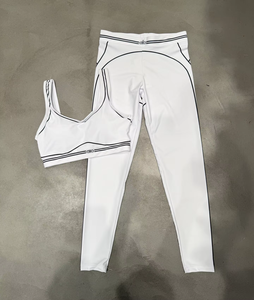 Thiết kế 2025 sang trọng của phụ nữ yoga đặt thiết bị thể dục thoáng khí với thắt lưng đàn hồi đóng cửa mô hình rắn phía trước Logo - Product Image 4