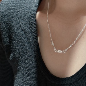 Collier d'épissage simple rétro en argent sterling S925 chaîne de clavicule de conception de niche de style coréen avec de l'or comme matériau principal - Product Image 3