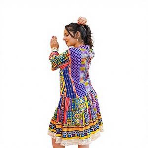 Robe midi patchwork bohème colorée pour femme, manches bulles brodées, imprimé floral, taille naturelle, lavable, tenue décontractée - Product Image 1