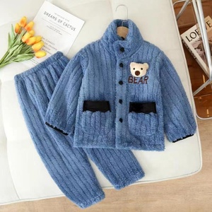 Nuevos Pijamas de Franela para Niños - Ropa de Casa de Felpa de Coral de Doble Cara para Niños y Niñas - Product Image 4