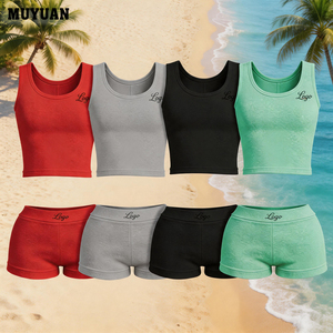 Ensemble deux pièces élégant uni, haut court sans manches et short taille haute, en coton et élasthanne confortable, vêtements d'été et de détente, logo personnalisé - Product Image 1