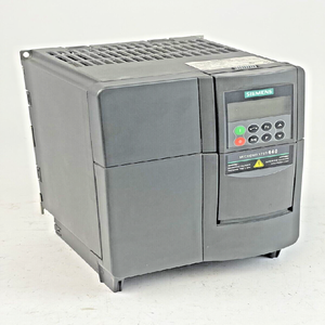 PLC <span class=keywords><strong>6SE6440</strong></span>-<span class=keywords><strong>2UD27</strong></span>-<span class=keywords><strong>5CA1</strong></span> Nuevo y Original - MICROMASTER 440 DRIVE - 10HP/19A/480VA C/3PH/63Hz * Precio Accesible * En Stock - Product Image 1