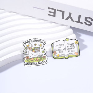 Compre un Pin de Esmalte de Pato con Diseño de Libro, para Librerías, con la Frase 'I Go To Lose My Mind Find My Soul', Broche de Libro, Decoración para Bolsos y Solapas, Regalo - Product Image 2