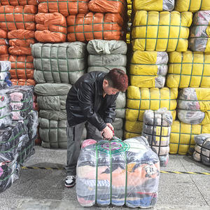 Premium Coréia Estilo UKAY Usado Vestuário Dealer Bale Segunda Mão Alta Qualidade Senhoras Jeans Saia - Product Image 3