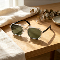 CONCHEN Lunettes de soleil polarisées pour hommes, monture en aluminium et acétate de magnésium, charnière à ressort, protection UV400, vente en gros