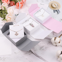 Boîte à bijoux rigide écologique avec revêtement UV et fermeture magnétique, nœud décoratif, pour bagues, boucles d'oreilles et colliers (vente en gros)