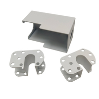 Service de fabrication sur mesure de pliage et de moulage de tôles métalliques de petite taille
