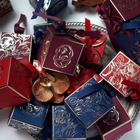Emballage Cadeau Personnalisé de Luxe pour Mariage: Boîte Pliante en Papier avec Finition Mat et Gaufrage pour Dragées Chocolatées pour Invités