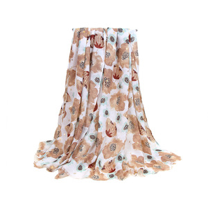 2024 nouvelle mode coquelicot impression feuille d'or frange écharpe châle motif Floral Foulard Hijab Wrap 6 couleurs automne <span class=keywords><strong>saison</strong></span> en gros - Product Image 5