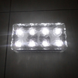 Lampes solaires de jardin <span class=keywords><strong>Macway</strong></span> pour extérieur, étanches IP65, décoratives, en forme de briques de pavage, LED, briques de verre cristal glacé - Product Image 1