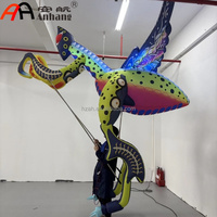 Costume gonflable géant de sauteuse ou de pieuvre-gazeuse pour défilés, spectacles et événements de rue