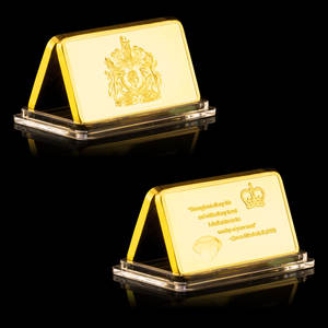 Lingotto d'Oro Souvenir di Alta Qualità della Regina Elisabetta Ispirato alla Corona Reale Britannica con Diamanti, Oggetto d'Arte da Collezione - Product Image 2