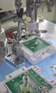 Rotary Automatic Multi-axis Screw <strong>Mounting</strong> <strong>Machine</strong> - Product Image 2