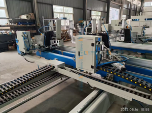 <span class=keywords><strong>Machine</strong></span> à souder CNC à 4 têtes 2024 Offre Spéciale et <span class=keywords><strong>machine</strong></span> de nettoyage CNC pour la fabrication de portes fenêtres en PVC - Product Image 3