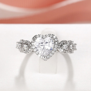 Anello di Proposta a Forma di Cuore per Donne, Regalo Romantico alla Moda, Gioiello da Dito - Product Image 6