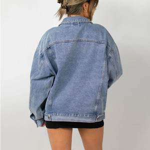 <span class=keywords><strong>Giacca</strong></span> di jeans <span class=keywords><strong>oversize</strong></span> di alta qualità personalizzata OEM <span class=keywords><strong>giacca</strong></span> da <span class=keywords><strong>donna</strong></span> nuova moda ampia Casual in Denim da <span class=keywords><strong>donna</strong></span> - Product Image 3
