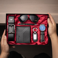 Set Hadiah Bisnis Hari Valentine Tanabata untuk Pria: Jam Tangan, Sabuk, Dompet, dan Aksesoris Pakaian yang Praktis untuk Suami