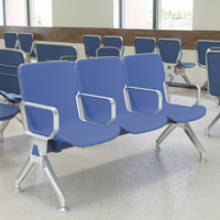 Sièges modernes professionnels en polyuréthane à 3 places avec structure en acier pour les zones de réception des hôpitaux, écoles et hôtels