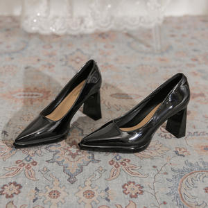 รองเท้าส้นสูงสำหรับผู้หญิง สไตล์มืออาชีพ ใส่ทำงาน ธุรกิจ งานทางการ และใส่ได้ทุกวัน พร้อมส้นรองเท้าที่ใส่สบาย - Product Image 2
