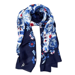 Châle personnalisé imprimé bleu et blanc fleurs Design imprimé doux <span class=keywords><strong>soie</strong></span> Tencel mélange tissu longue écharpe étole châle pour les femmes - Product Image 1